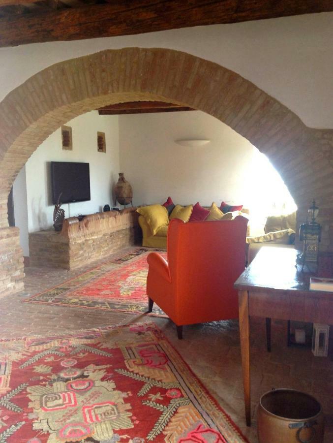 L'Infinito Bed and Breakfast Mombaroccio Eksteriør billede