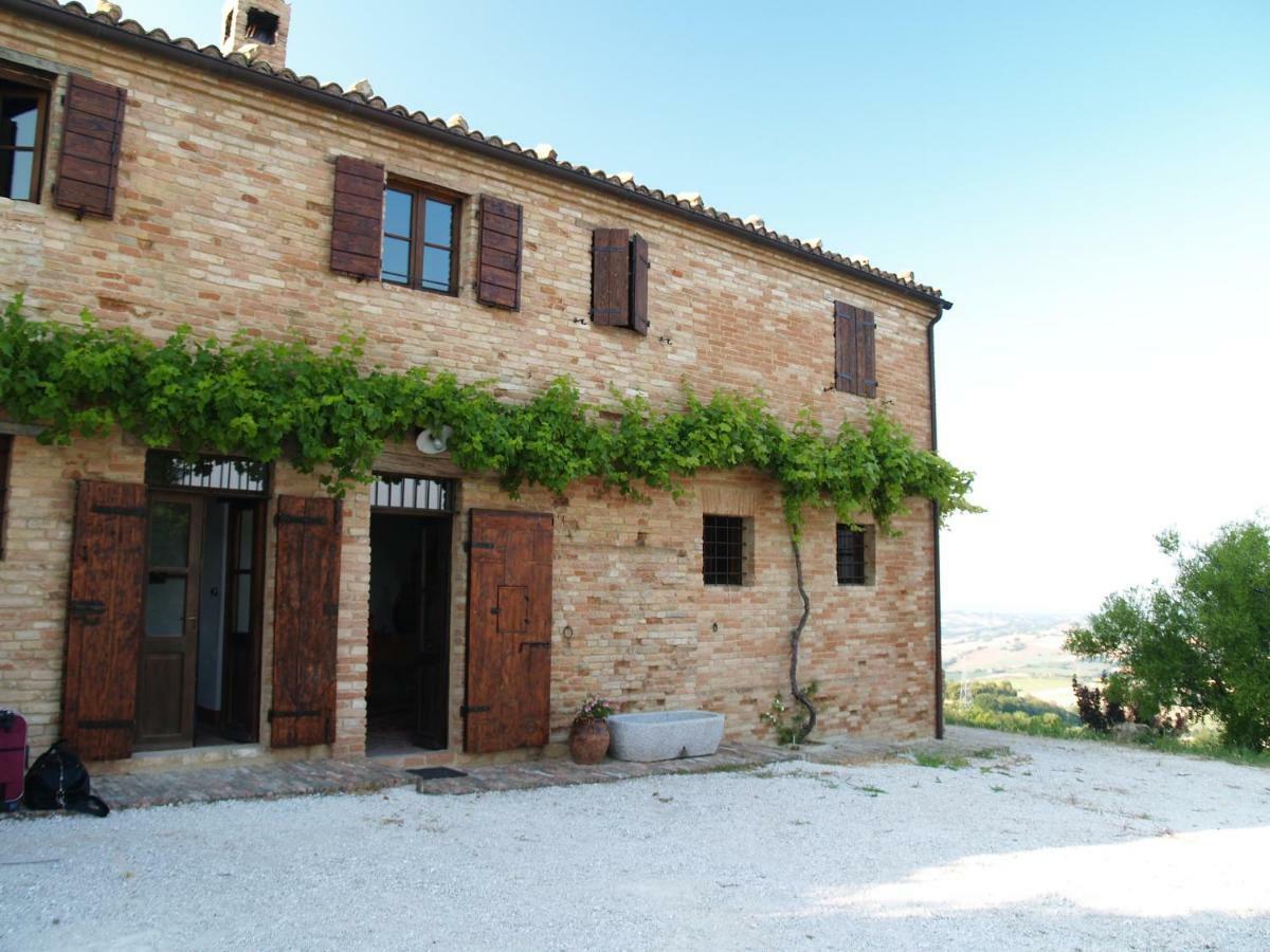 L'Infinito Bed and Breakfast Mombaroccio Eksteriør billede